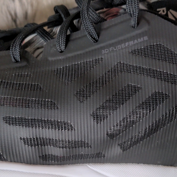 Reebok 9-9.5 Graphic "Cardio Inspire Low 2.0' - Picture 12 of 14